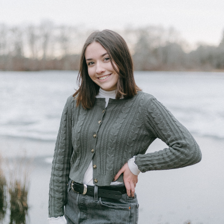 Photo of research assistant Sophia Amaral