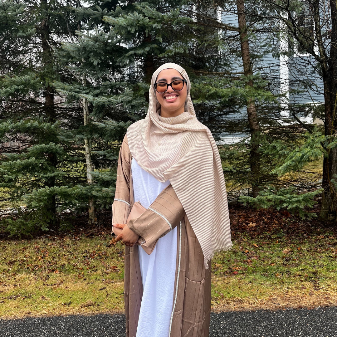 Photo of undergraduate RA Zayneb Shaikh
